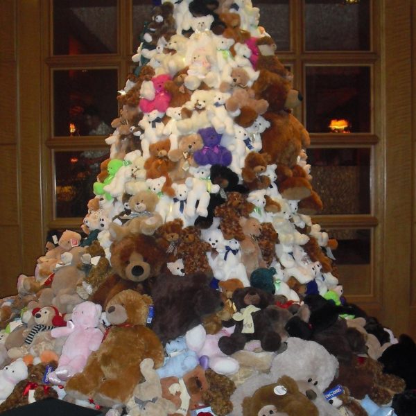 Four Seasons Hotel Boston's Teddy Bear Tree