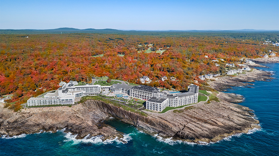 Fall foliage at Cliff House Maine