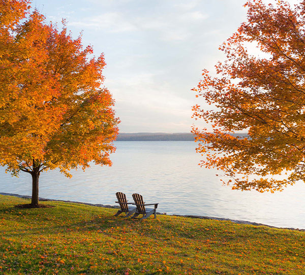 5 Scenic East Coast Getaways To Book This Fall 