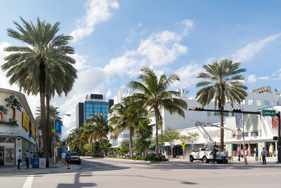 Linger around Miami's Lincoln Road. 