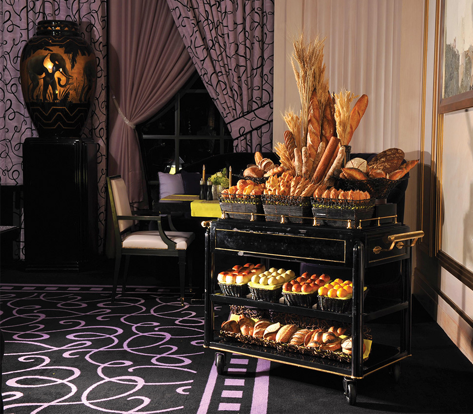 Joël Robuchon's bread cart