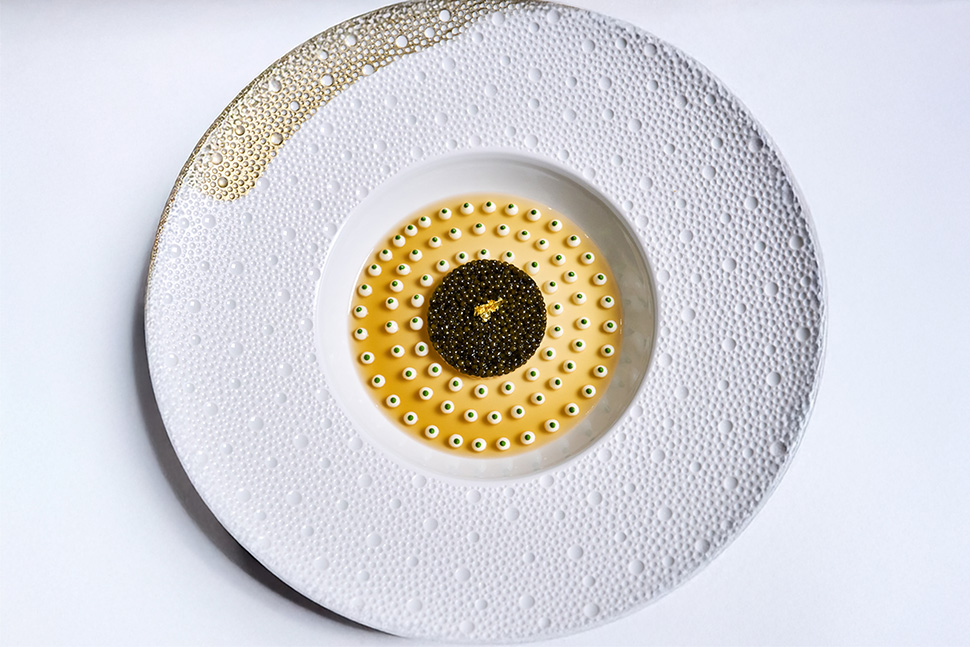 Joël Robuchon's "Le Caviar Imperial" dish