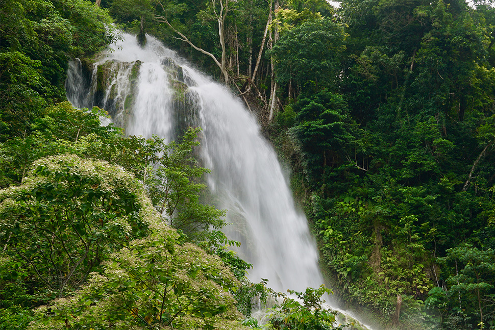 Lapopu Falls