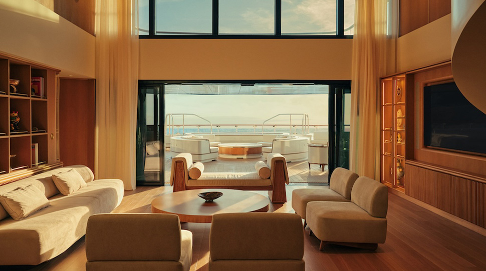 Four Seasons I interior