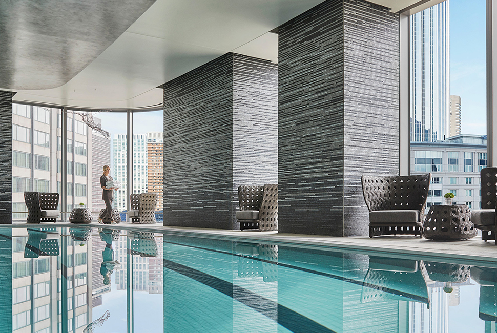 Four Seasons Hotel One Dalton Street, Boston's pool