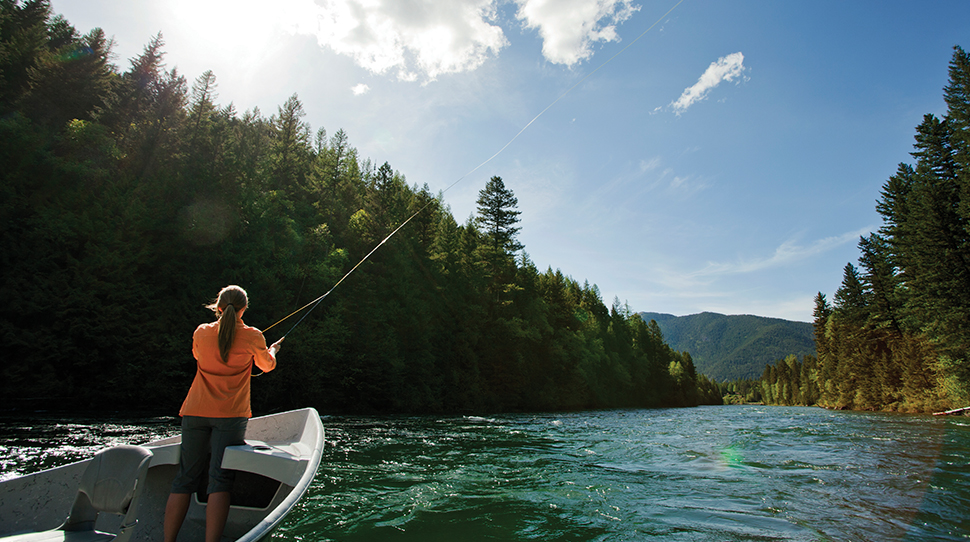 Fly fishing in Montage Big Sky