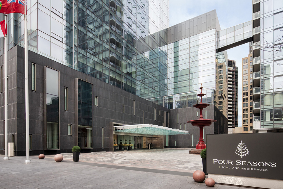 Four Seasons Hotel Toronto exterior