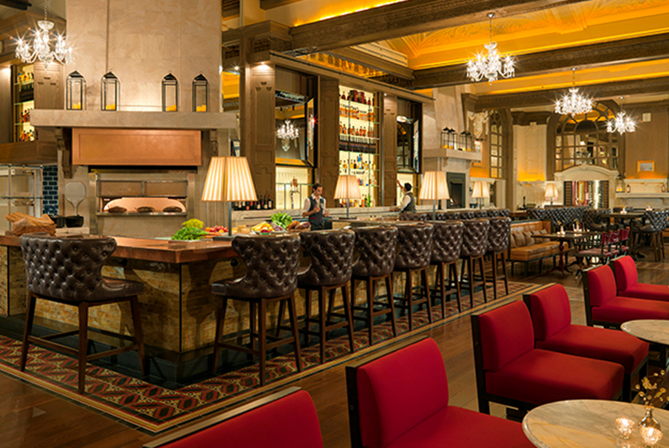 OAK Long Bar & Kitchen