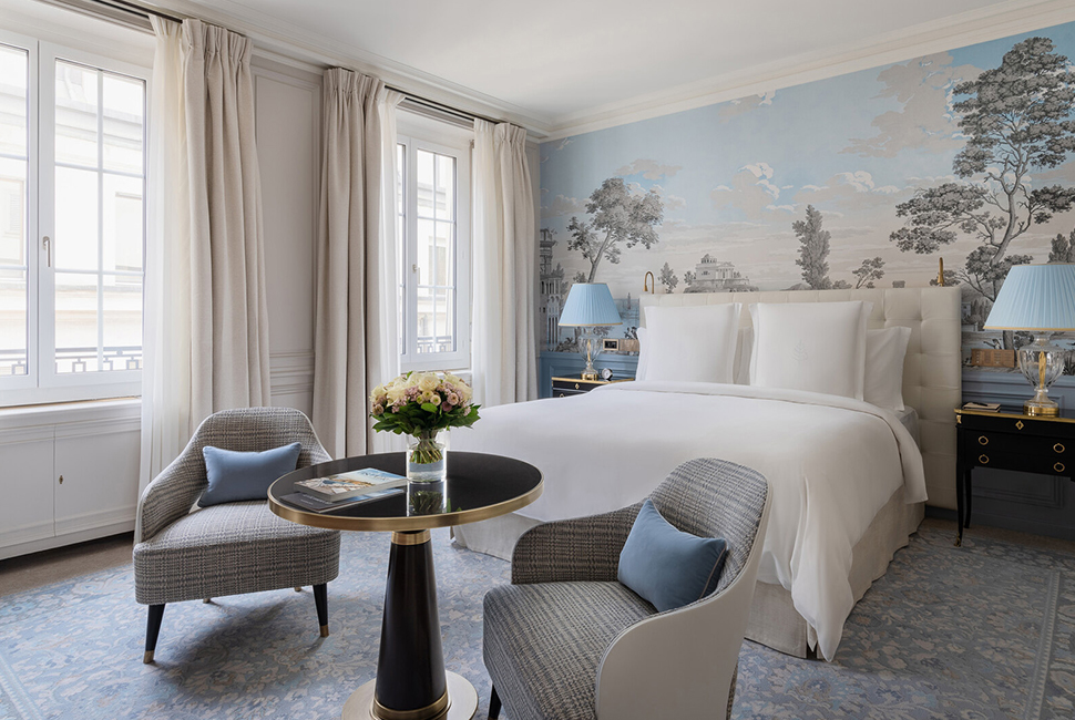 Four Seasons Hotel des Bergues Geneva bedroom